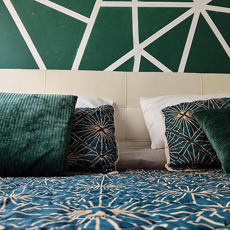 Maison Deco Apartment Пескара Екстериор снимка